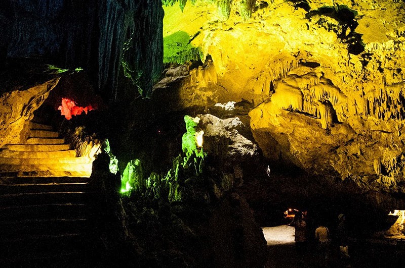 thien ha galaxy cave